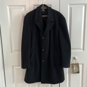 Black men’s wool pea coat